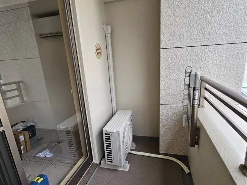 設置したエアコンの室外機